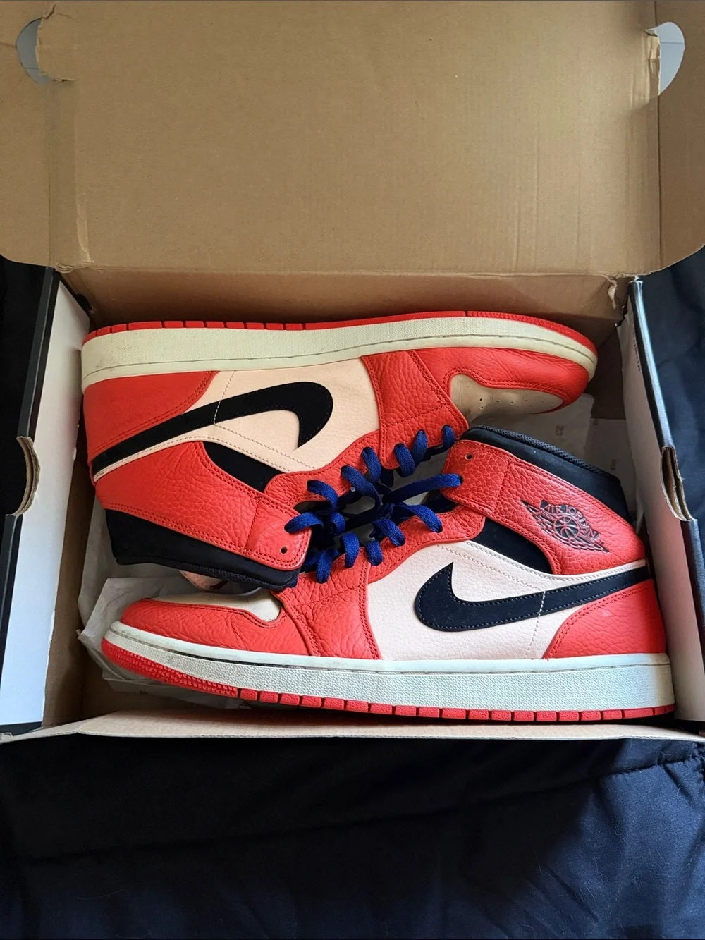 Nike Air Jordan 1